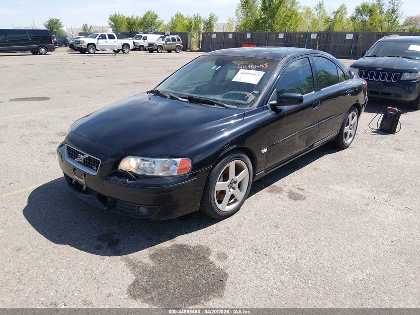 2005 Volvo S60 R