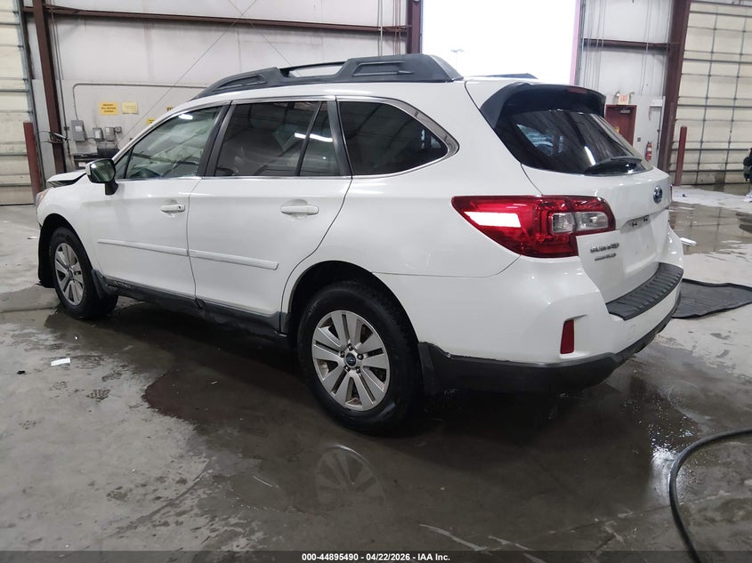 2015 SUBARU OUTBACK auction photo 3