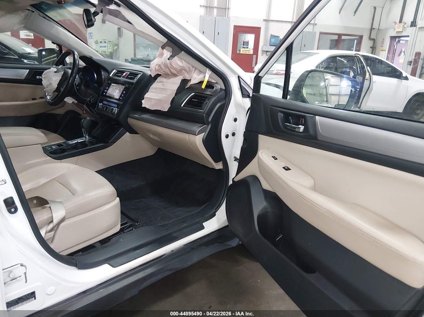 2015 SUBARU OUTBACK auction photo 5