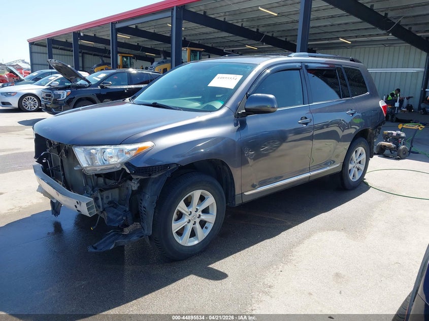 Vin: 5tdbk3eh9cs124434, lot: 45392898, toyota highlander se v6 20122