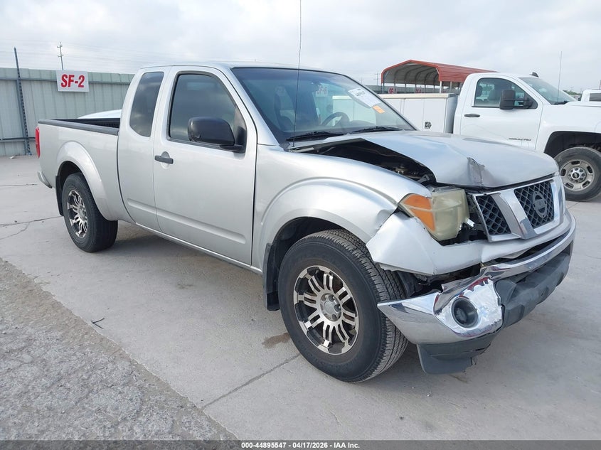 2005 NISSAN FRONTIER SE