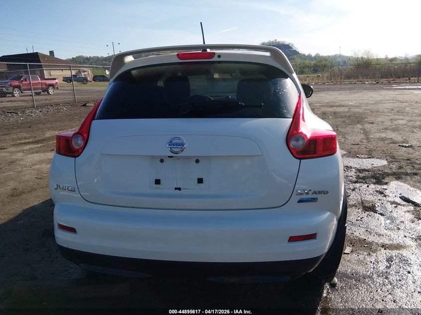 2014 NISSAN JUKE SV · Фото 17