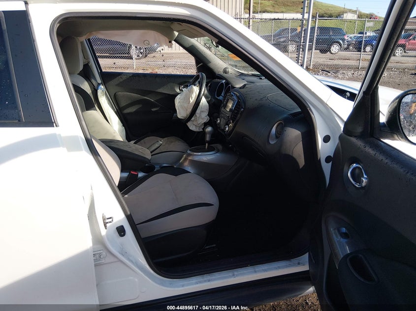 2014 NISSAN JUKE SV · Фото 5
