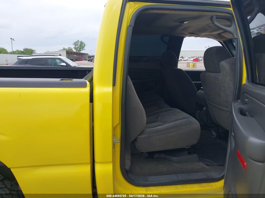 2006 CHEVROLET SILVERADO TRUCK 5.3L V-8 295HP