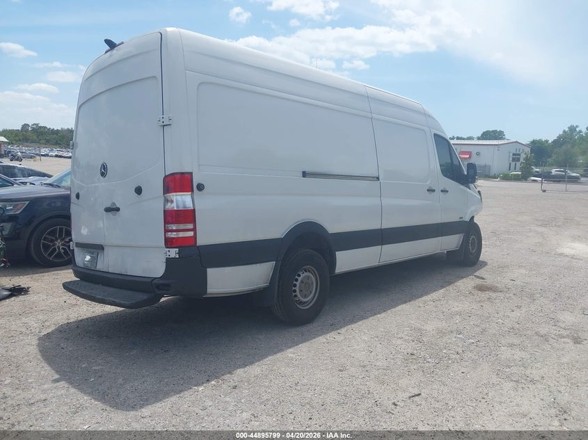 Vin: wd3pe8cc4d5766823, lot: 45393163, mercedes-benz sprinter 2500 high roof 20134
