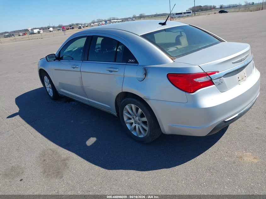 2011 Chrysler 200 Touring