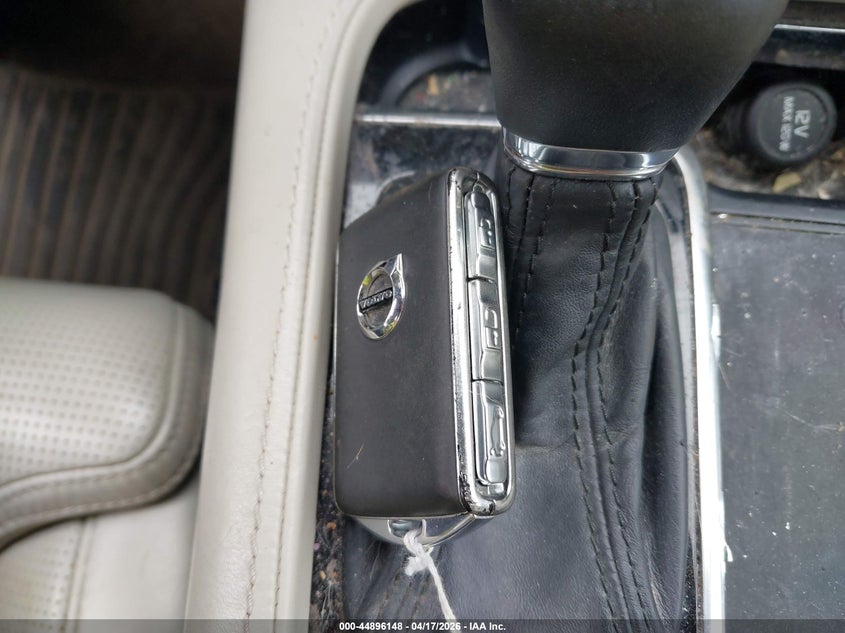 2021 Volvo Xc90 T6 Inscription 7 Passenger VIN: YV4A22PL5M1702676 Lot: 44896148