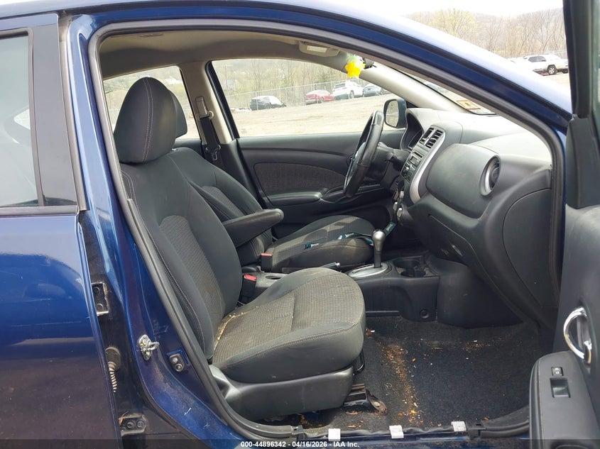 2014 Nissan Versa 1.6 Sv