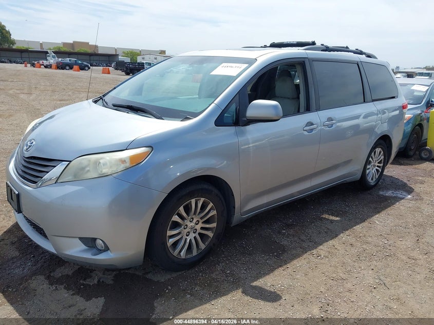 2011 Toyota Sienna Xle V6