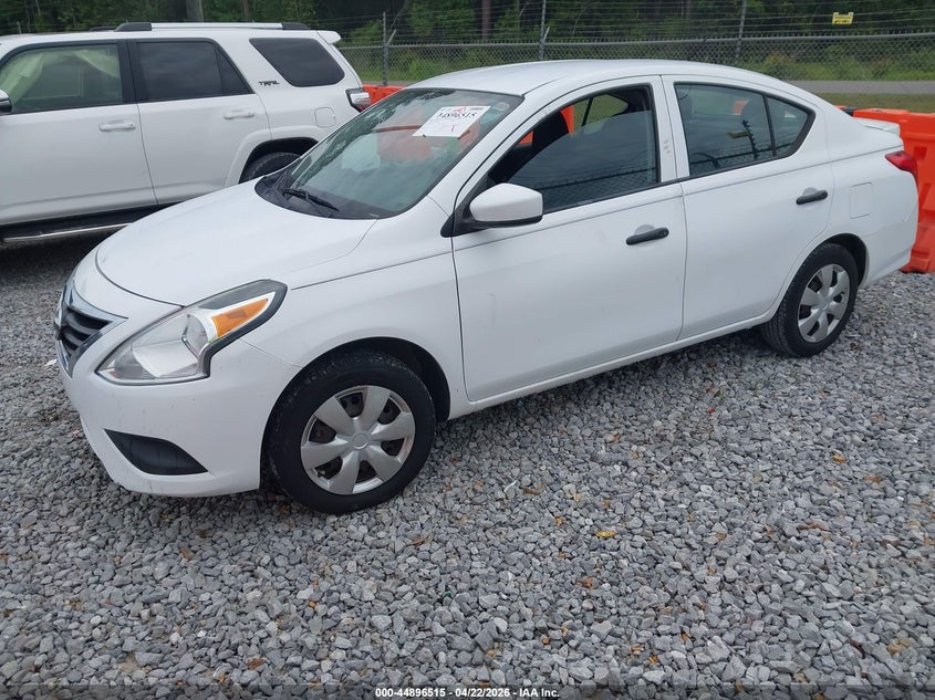 2016 Nissan Versa 1.6 S+