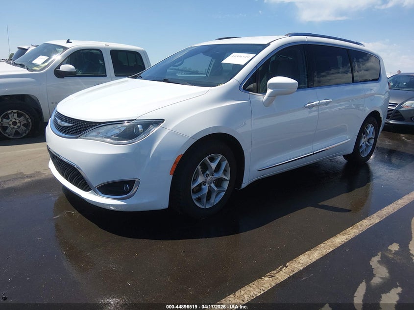 Vin: 2c4rc1eg5hr614411, lot: 45393883, chrysler pacifica touring-l plus 20172