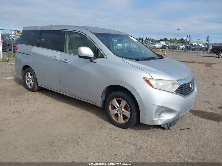 2013 Nissan Quest Sv