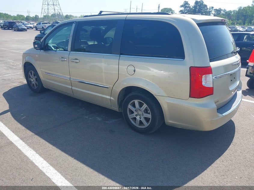 2011 Chrysler Town & Country Touring