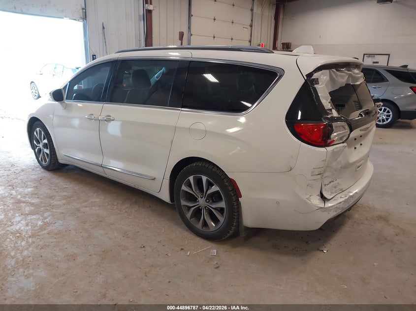 Vin: 2c4rc1gg2hr544833, lot: 45394151, chrysler pacifica limited 20173