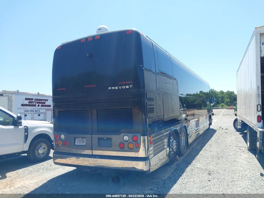 2010 PREVOST BUS auction photo 4