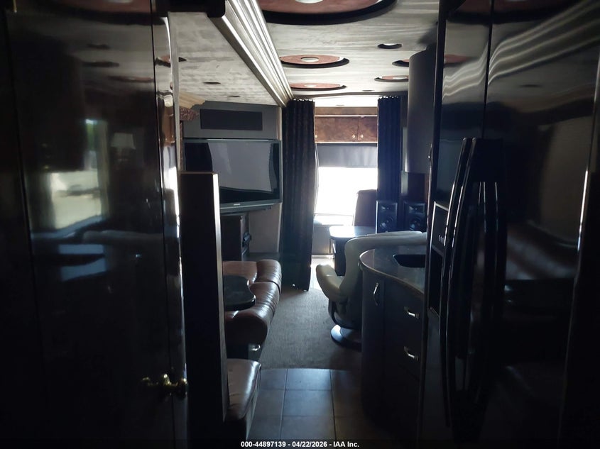 2010 PREVOST BUS auction photo 8