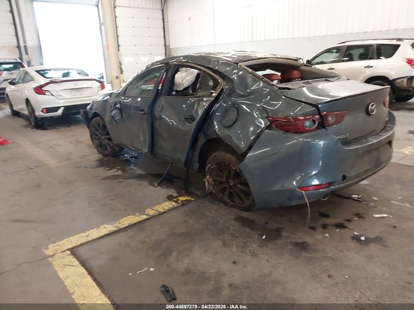2023 MAZDA MAZDA3 auction photo 3