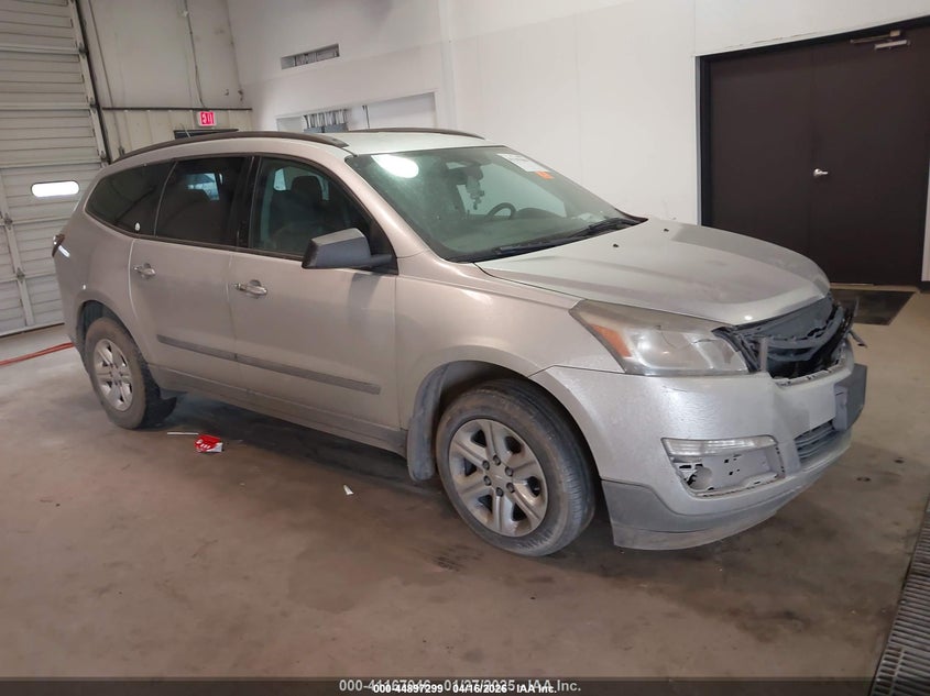 2013 CHEVROLET TRAVERSE LS