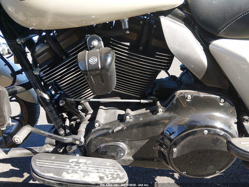 2023 Harley-Davidson Flhxst VIN: 1HD1ABL12PB675461 Lot: 50266946