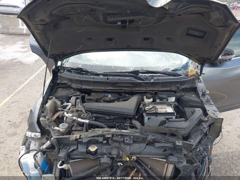 VIN 5N1AT2MVXJC761255 2018 NISSAN ROGUE SV