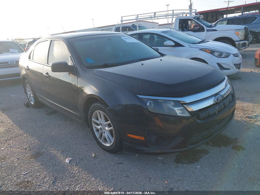 2011 Ford Fusion S