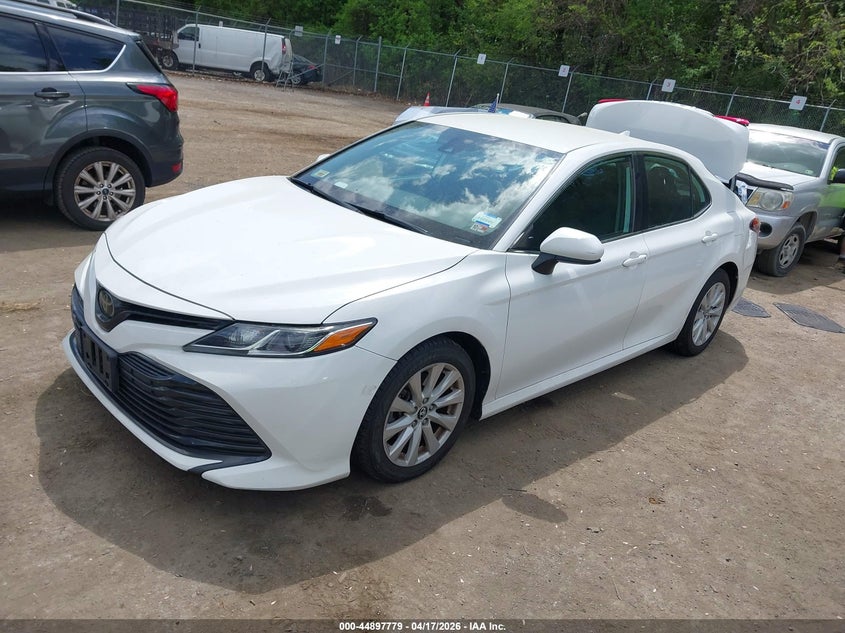 2020 Toyota Camry Le 4T1C11AK4LU332368 photo 1