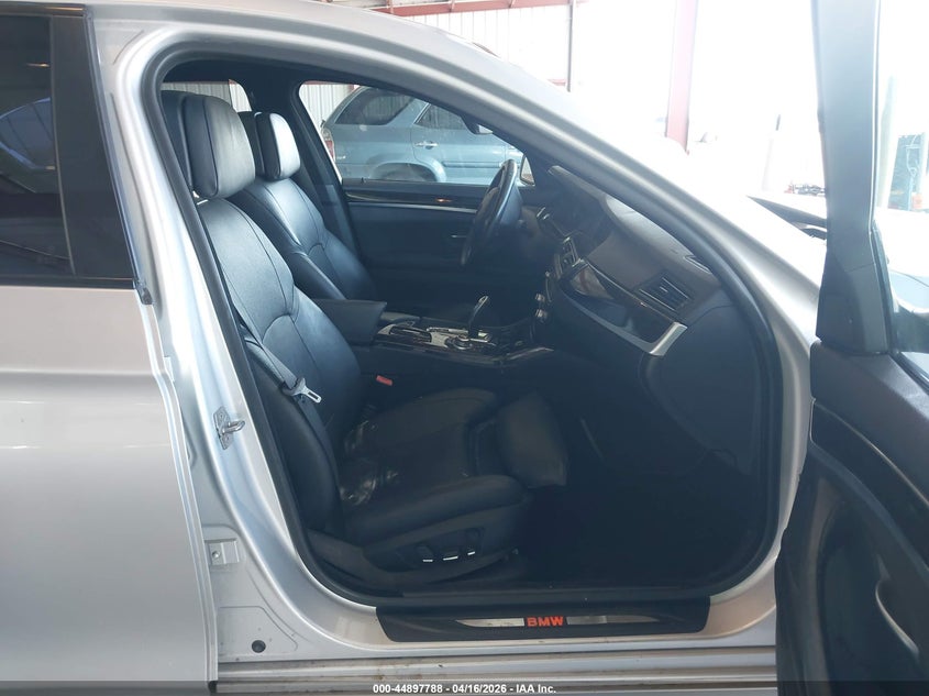 2012 BMW 5er 4.4 550I silver Lot 111044897788 Vin WBAFR9C51CDV58395