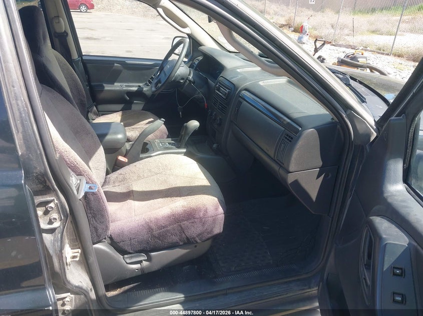 2004 Jeep Grand Cherokee Laredo