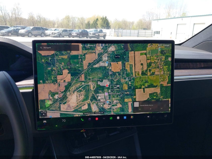 2022 Tesla Model X Dual Motor All-Wheel Drive VIN: 7SAXCAE57NF349250 Lot: 44897809