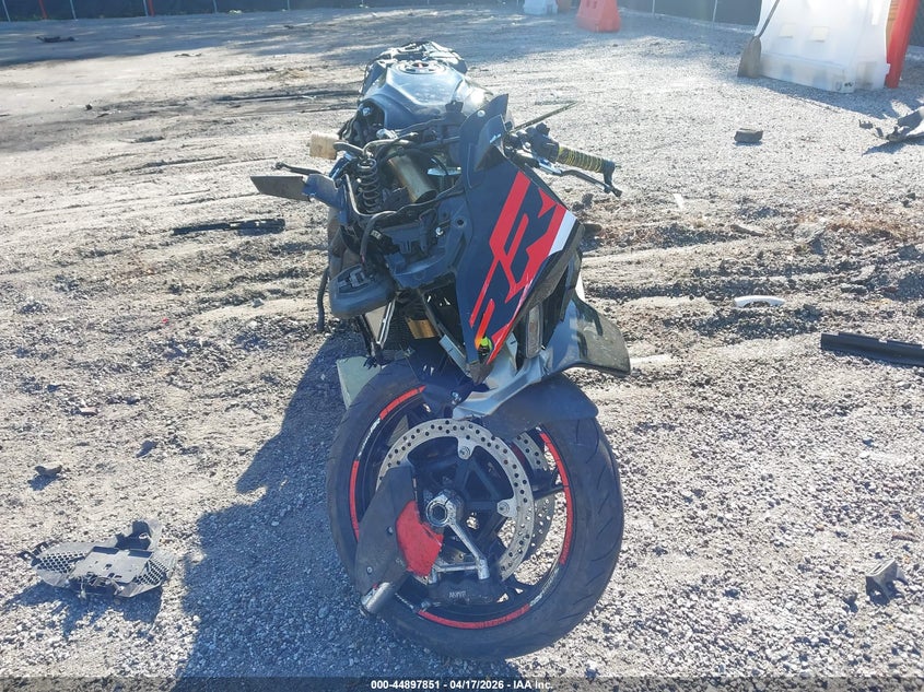 2025 BMW S 1000 auction photo 5