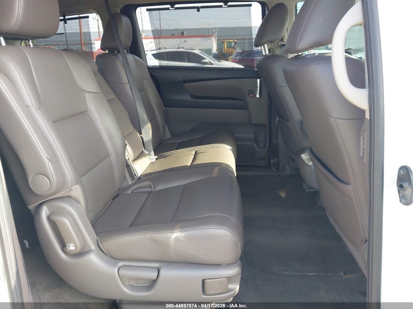 2014 HONDA ODYSSEY auction photo 8