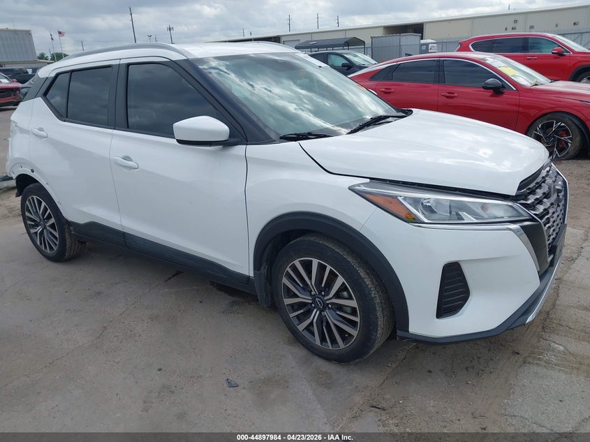 2022 Nissan Kicks