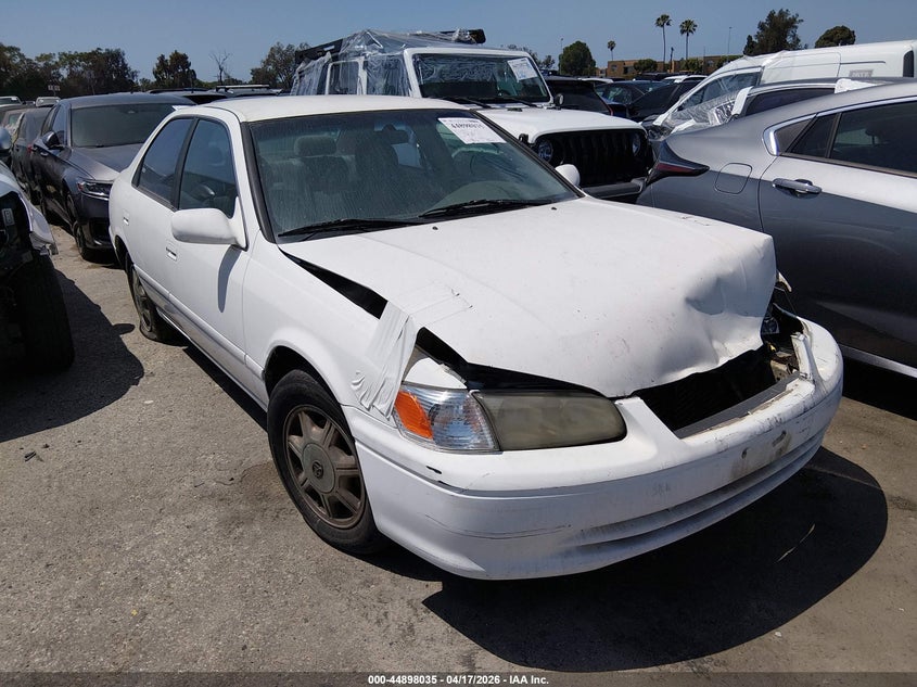 2000 Toyota Camry Le V6