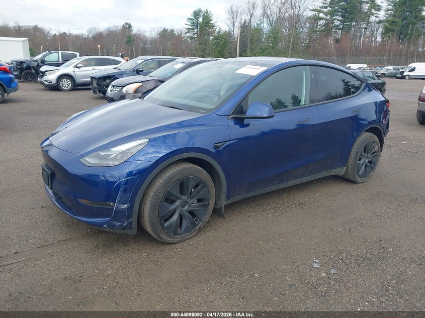 2024 Tesla Model Y Long Range Dual Motor All-Wheel Drive 7SAYGDEE2RF199855 photo 1