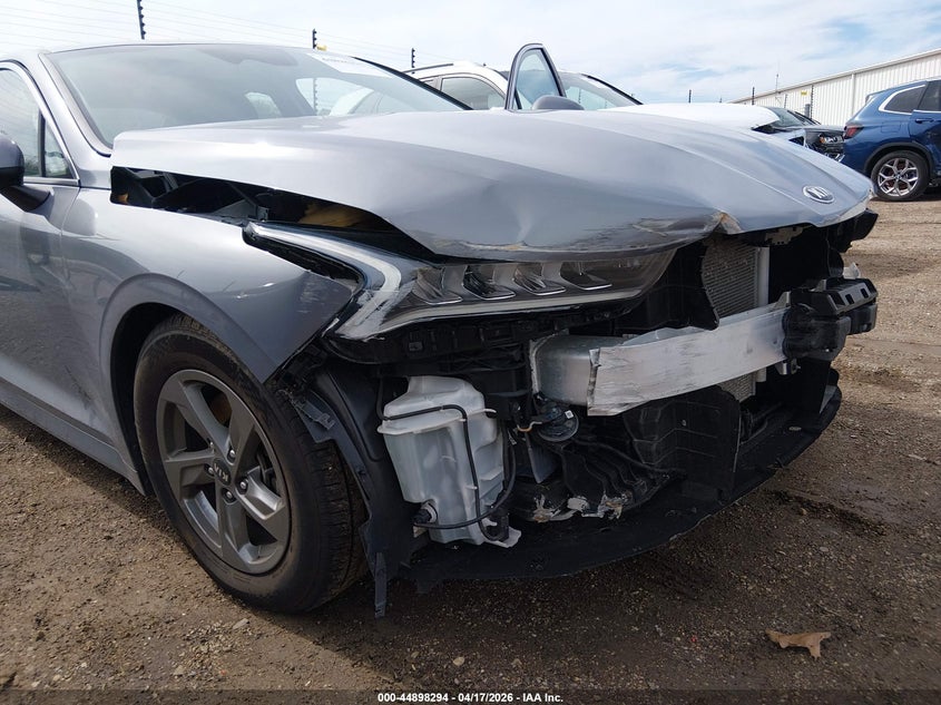 2021 KIA K5 auction photo 6