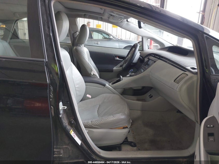2010 TOYOTA PRIUS auction photo 5