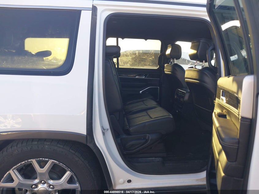 2022 JEEP WAGONEER auction photo 8