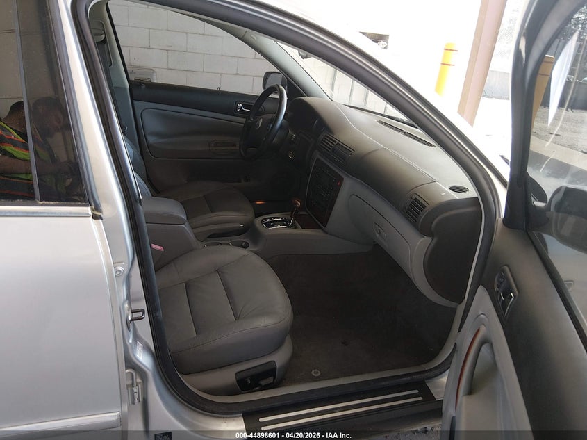 2003 Volkswagen Passat Glx