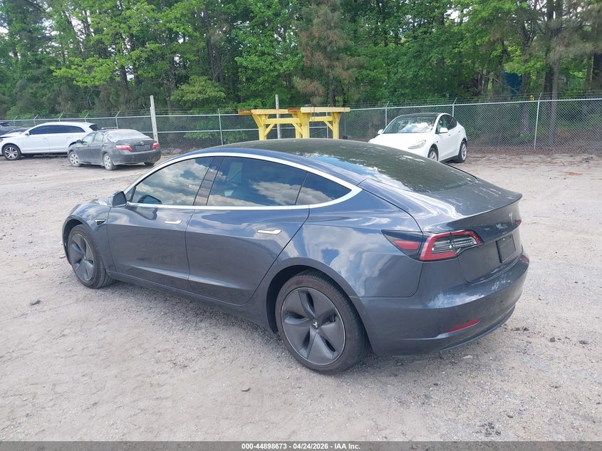 2020 Tesla Model 3 Standard Range Plus Rear-Wheel Drive/Standard Range Rear-Wheel Drive
