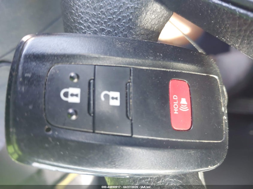 VIN 2T3RWRFV5SW281787 2025 TOYOTA RAV4 HYBRID XLE