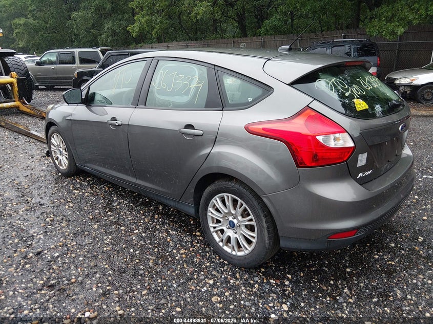 Vin: 1fahp3k24cl396862, lot: 45396295, ford focus se 20123
