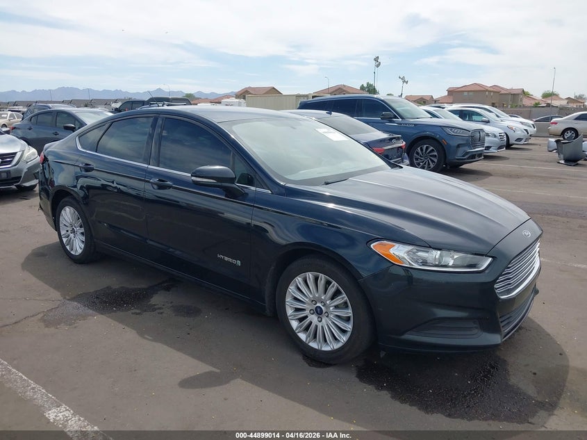 2014 Ford Fusion Hybrid Se