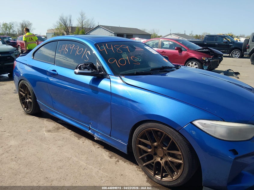 2016 BMW M235I auction photo 6