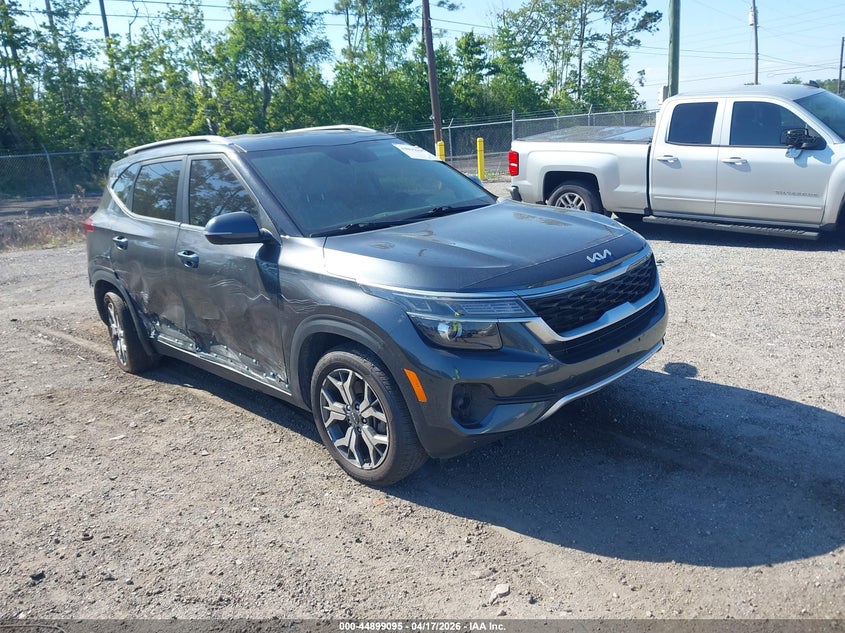 KIA SELTOS 2022. Lot# 44899095. VIN KNDERCAAXN7301541. Photo 1