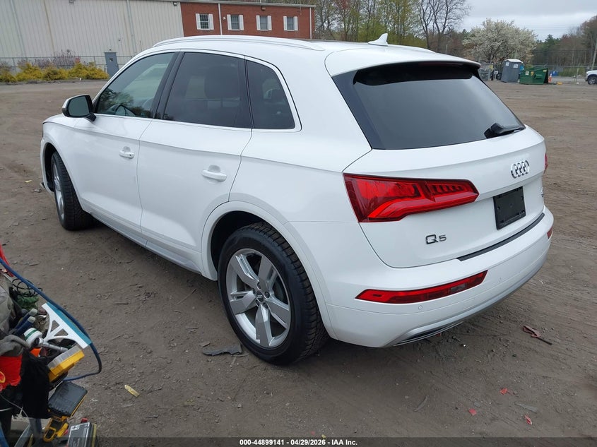 2018 AUDI Q5 2.0T PREMIUM/2.0T TECH PREMIUM — Photo 3