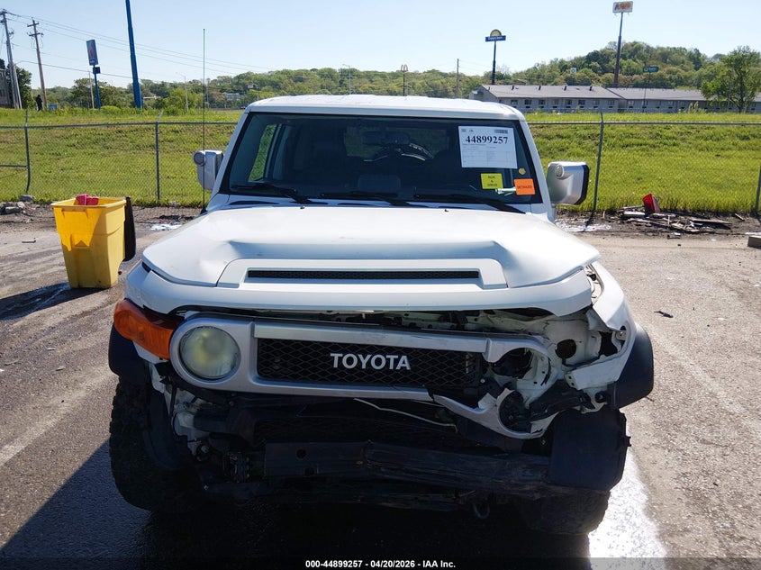 2010 Toyota Fj Cruiser VIN: JTEBU4BF7AK083322 Lot: 44899257