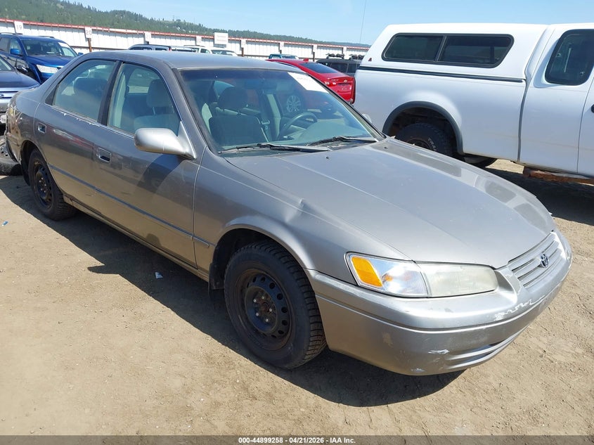1999 Toyota Camry Le