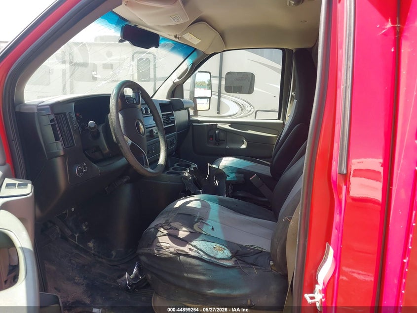 2015 Chevrolet Express Cutaway 3500 VIN: 1GB0G2CG3F1135092 Lot: 44899264
