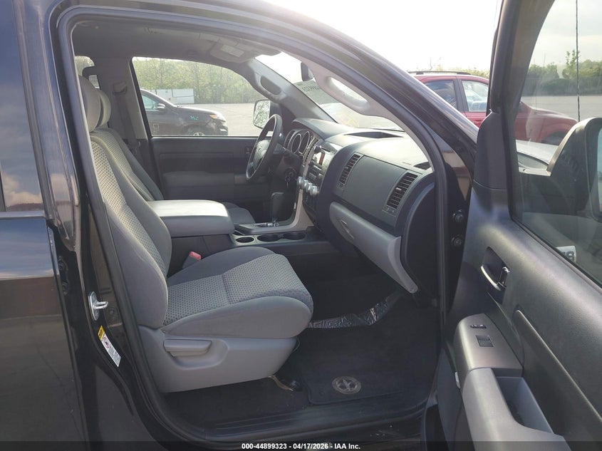 2013 Toyota Tundra Grade 5.7L V8