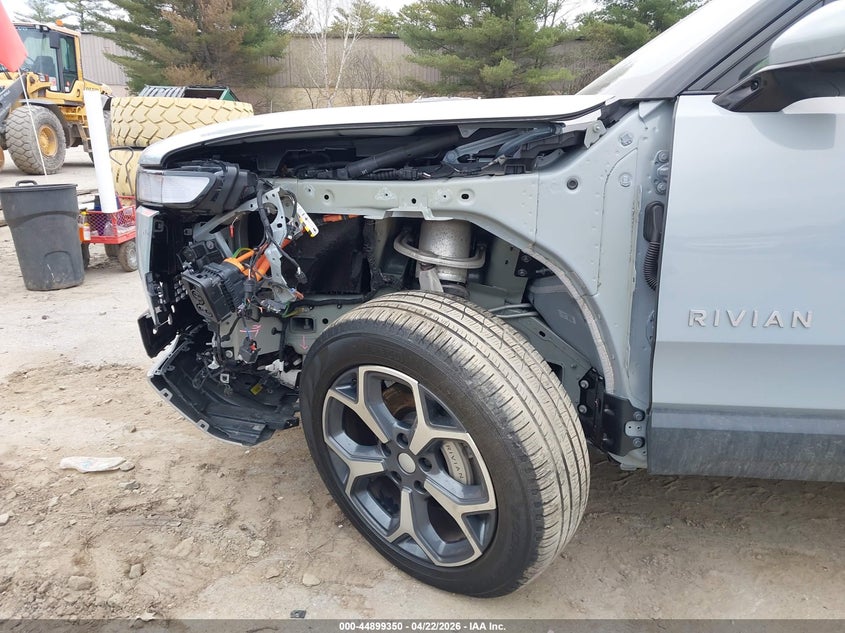 2023 Rivian R1T Adventure/Adventure Dual Motor Large Pack/Adventure Dual Motor Max Pack VIN: 7FCTGBAA3PN026661 Lot: 44899350